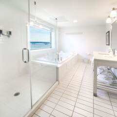 Отель Four Points by Sheraton Niagara Falls США, Ниагара-Фолс - отзывы, цены и фото номеров - забронировать отель Four Points by Sheraton Niagara Falls онлайн ванная фото 2