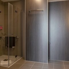Отель Moxy Milan Linate Airport Италия, Сеграте - отзывы, цены и фото номеров - забронировать отель Moxy Milan Linate Airport онлайн ванная