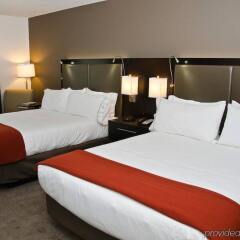 Отель Holiday Inn Express & Suites Columbus-Easton комната для гостей фото 4