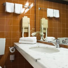 Club Hotel Tiberias in Tiberias, Israel from 241$, photos, reviews - zenhotels.com bathroom