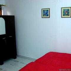 Отель Polo Premier Home Stay комната для гостей