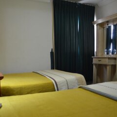 Hotel Las Pergolas сейф в номере