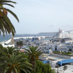 Отель Continental Марокко, Танжер - отзывы, цены и фото номеров - забронировать отель Continental онлайн балкон