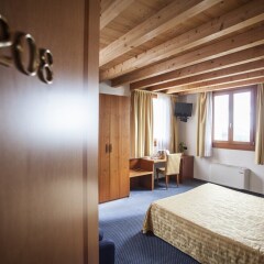 Hotel Vecchio Municipio Вальдоббьадене комната для гостей фото 4