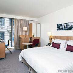 Отель DoubleTree by Hilton Hotel London - Tower of London Великобритания, Лондон - отзывы, цены и фото номеров - забронировать отель DoubleTree by Hilton Hotel London - Tower of London онлайн комната для гостей