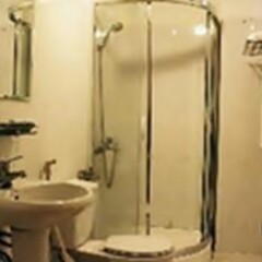 Отель Lam Bao Long Hotel Вьетнам, Хюэ - отзывы, цены и фото номеров - забронировать отель Lam Bao Long Hotel онлайн ванная