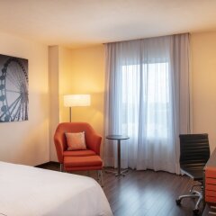 Отель Fiesta Inn Monterrey Fundidora удобства в номере фото 2