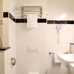 Отель Best Western Amsterdam Airport Hotel Нидерланды, Хофддорп - 3 отзыва об отеле, цены и фото номеров - забронировать отель Best Western Amsterdam Airport Hotel онлайн ванная