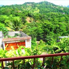 Hotel & Hostal Yaxkin Copan Копан-Руинас балкон