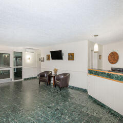 Отель Howard Johnson by Wyndham Quebec City Канада, Квебек - отзывы, цены и фото номеров - забронировать отель Howard Johnson by Wyndham Quebec City онлайн интерьер отеля фото 3