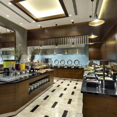 Hilton Garden Inn Izmir Bayrakli Турция, Измир - отзывы, цены и фото номеров - забронировать отель Hilton Garden Inn Izmir Bayrakli онлайн питание фото 2