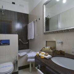 Отель Just Hotel St. George Италия, Милан - 11 отзывов об отеле, цены и фото номеров - забронировать отель Just Hotel St. George онлайн ванная