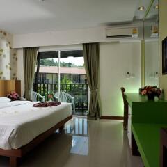 Отель Baan Karon Resort комната для гостей фото 4