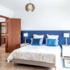 Отель With 3 Bedrooms in Caloura, With Furnished Terrace and Wifi Португалия, Агуа-де-Пау - отзывы, цены и фото номеров - забронировать отель With 3 Bedrooms in Caloura, With Furnished Terrace and Wifi онлайн фото 20