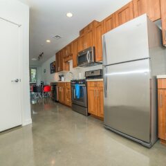 Отель Ginosi Wilshire Apartel в номере фото 7