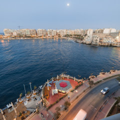 Отель Dream Space in the centre Мальта, Баллута-бей - отзывы, цены и фото номеров - забронировать отель Dream Space in the centre онлайн пляж