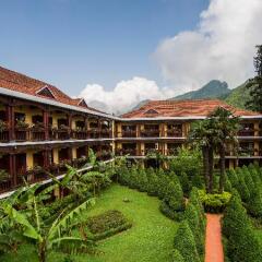 Отель Victoria Sapa Resort & Spa Шапа