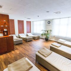 Отель Heliopark Bad Hotel Zum Hirsch Германия, Баден-Баден - 3 отзыва об отеле, цены и фото номеров - забронировать отель Heliopark Bad Hotel Zum Hirsch онлайн развлечения