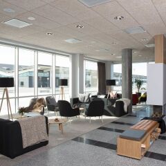 Отель Aalborg Airport Hotel Дания, Бровст - отзывы, цены и фото номеров - забронировать отель Aalborg Airport Hotel онлайн интерьер отеля