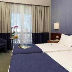 Eva Hotel комната для гостей