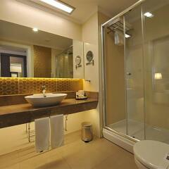Отель Kirman Belazur Resort And Spa Богазкент ванная