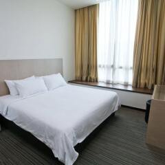 Aqueen Hotel Lavender комната для гостей фото 3