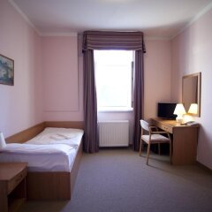 Hotel Paris комната для гостей