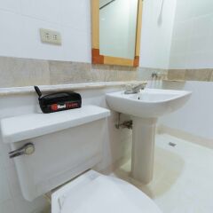 Отель The Manor Hotel Филиппины, Давао - отзывы, цены и фото номеров - забронировать отель The Manor Hotel онлайн ванная