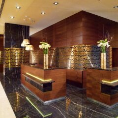 Отель Berlin Marriott Hotel Германия, Берлин - 3 отзыва об отеле, цены и фото номеров - забронировать отель Berlin Marriott Hotel онлайн интерьер отеля фото 2