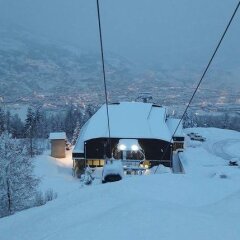 Отель Residence Les Fleurs Италия, Грессан - отзывы, цены и фото номеров - забронировать отель Residence Les Fleurs онлайн спортивное сооружение