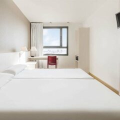Отель ILUNION Valencia 3 комната для гостей фото 5
