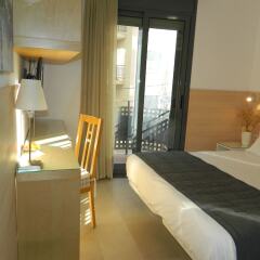 Отель Hostal House фото 2