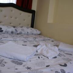 Metropolis Hostel & Guest House сейф в номере