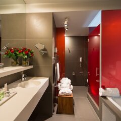 Отель NH Collection Barcelona Constanza Испания, Барселона - 8 отзывов об отеле, цены и фото номеров - забронировать отель NH Collection Barcelona Constanza онлайн ванная фото 2