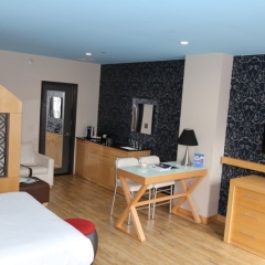 Отель TRYP By Wyndham Times Square South удобства в номере