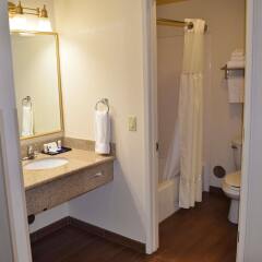 Отель Best Western Town & Country Lodge удобства в номере