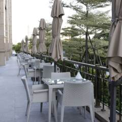 Отель DoubleTree by Hilton Hotel Xiamen - Haicang Китай, Сямынь - отзывы, цены и фото номеров - забронировать отель DoubleTree by Hilton Hotel Xiamen - Haicang онлайн балкон