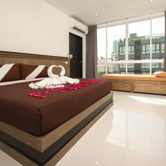 M.U.DEN Patong Phuket Hotel 3* Номер Премиум разные типы кроватей