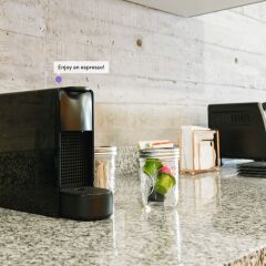 Отель Huge and Incredible 2BR 2BA Apt. in the Heart of La Condesa Мехико сауна