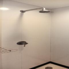 ZEN Hostel Decho Road ванная