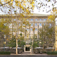 Отель Melia Genova