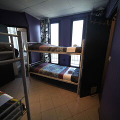 Отель Peace & Love - Hostel Франция, Париж - 2 отзыва об отеле, цены и фото номеров - забронировать отель Peace & Love - Hostel онлайн комната для гостей фото 4