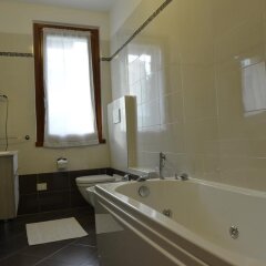 Отель Residence Boschetti Манерба-дель-Гарда спа