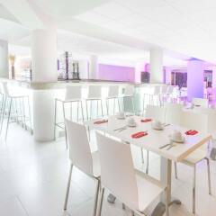 Отель Ramada Cancun City Мексика, Канкун - 1 отзыв об отеле, цены и фото номеров - забронировать отель Ramada Cancun City онлайн питание