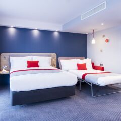 Отель Holiday Inn Express Malta Мальта, Сан Джулианс - отзывы, цены и фото номеров - забронировать отель Holiday Inn Express Malta онлайн комната для гостей