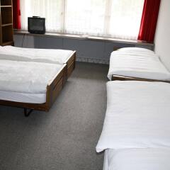 Отель Hostel Casa Franco Швейцария, Санкт-Мориц - отзывы, цены и фото номеров - забронировать отель Hostel Casa Franco онлайн комната для гостей фото 3