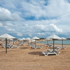 Dome Beach Hotel and Resort пляж фото 2