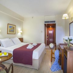 Отель Kapetanios Odysseia Кипр, Лимассол - 8 отзывов об отеле, цены и фото номеров - забронировать отель Kapetanios Odysseia онлайн комната для гостей фото 5
