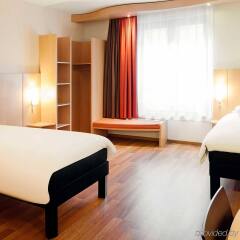 Отель Ibis Centre Gare Midi Брюссель комната для гостей фото 3