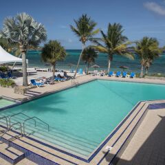 Отель All Inclusive Divi Carina Bay Beach Resort & Casino бассейн
